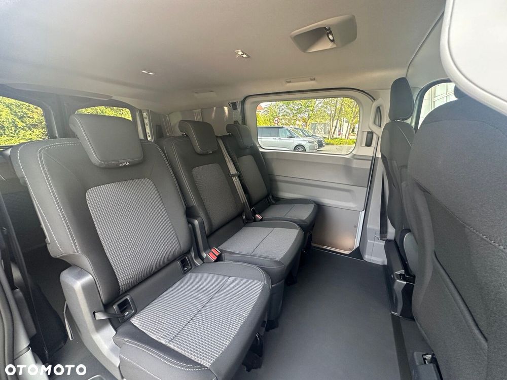 Volkswagen Transporter Kombi N1 - 22