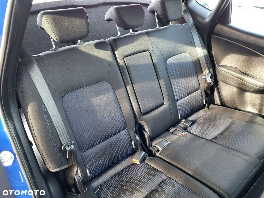 Hyundai ix20 - 22
