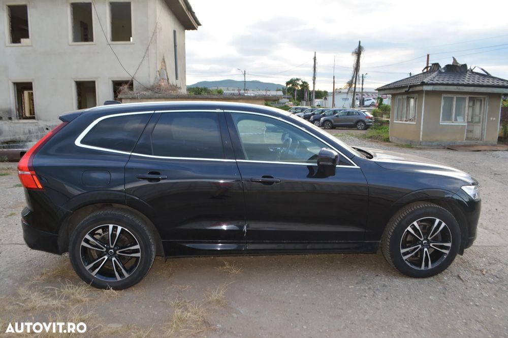 Volvo XC 60 D4 Geartronic Momentum - 4