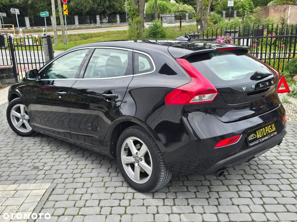 Volvo V40 T3 - 15
