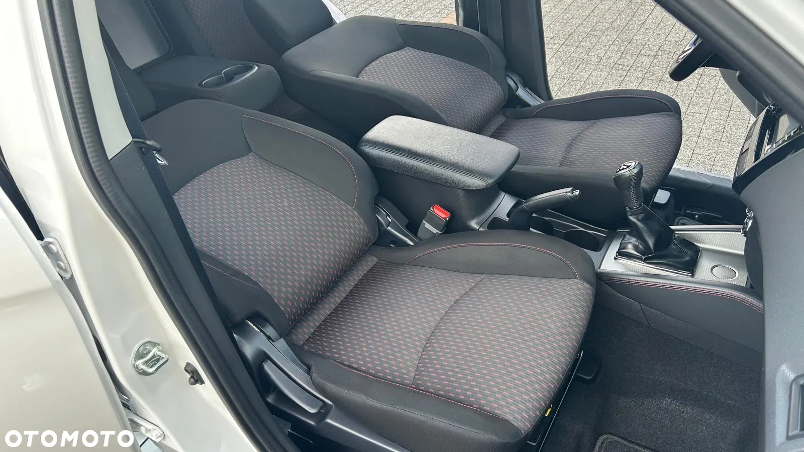 Mitsubishi ASX 1.6 Blue Sky Edition - 25