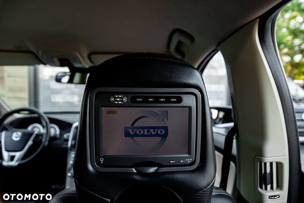 Volvo XC 60 D5 AWD RDesign - 27