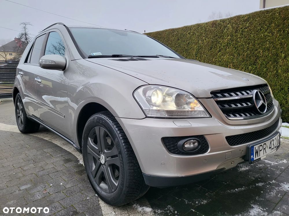 Mercedes-Benz ML - 2