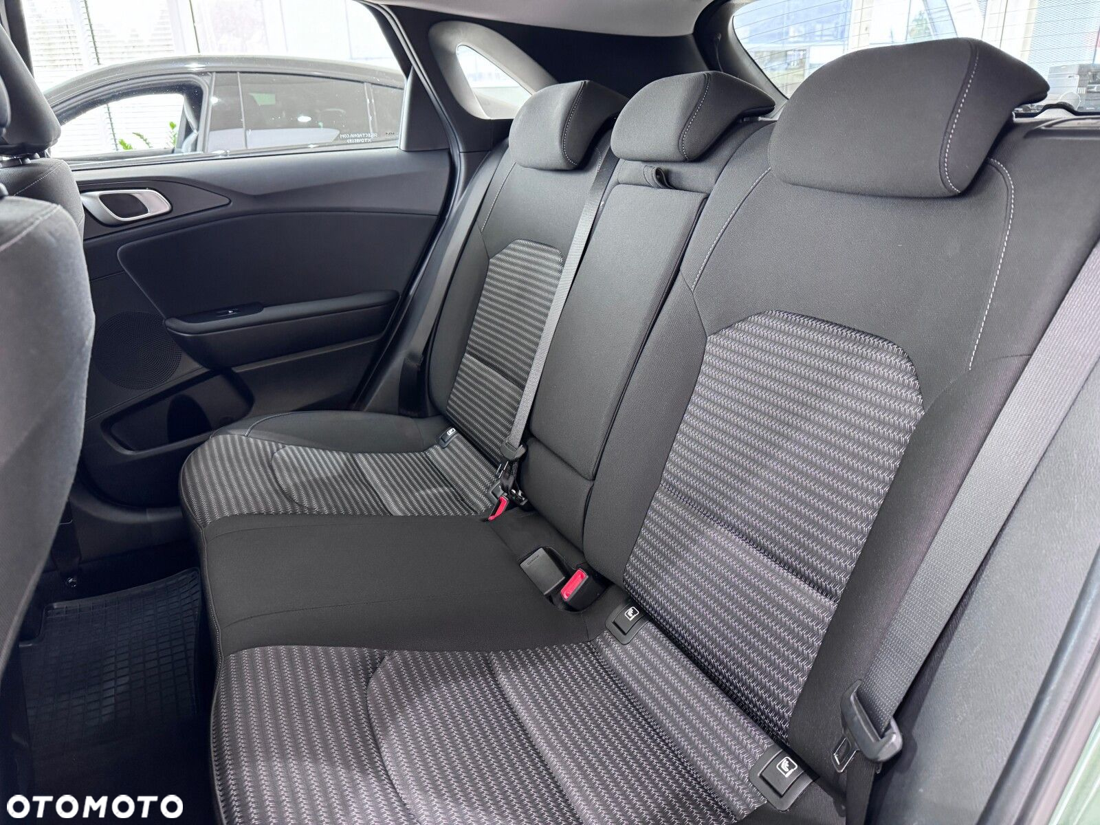 Kia Ceed 1.5 T-GDI M DCT - 13