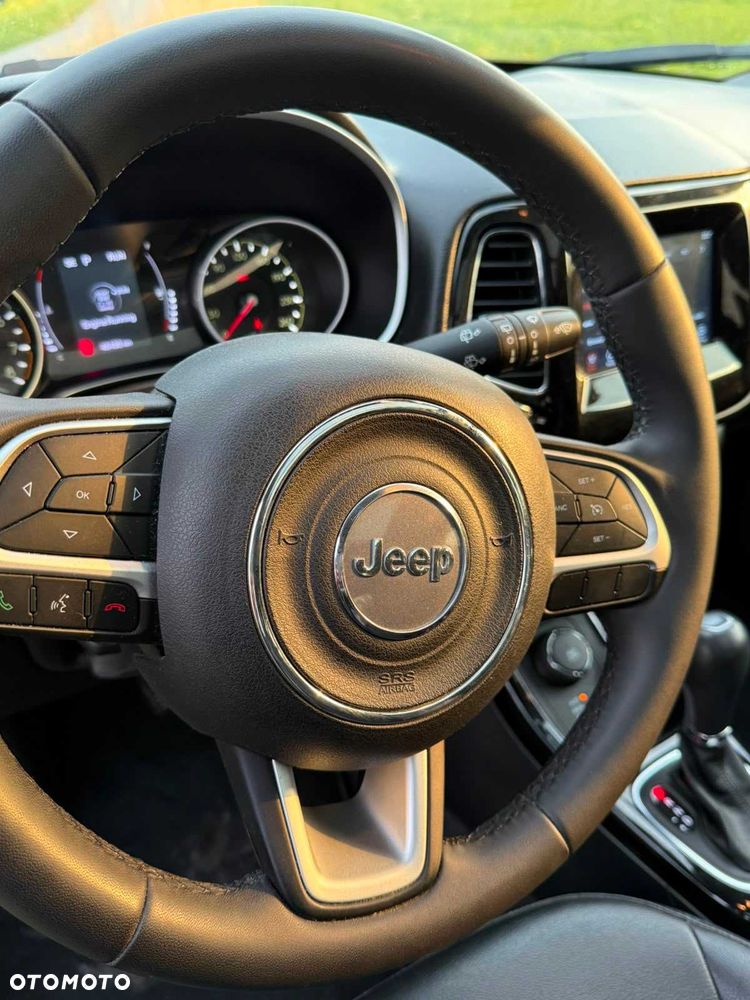 Jeep Compass - 4