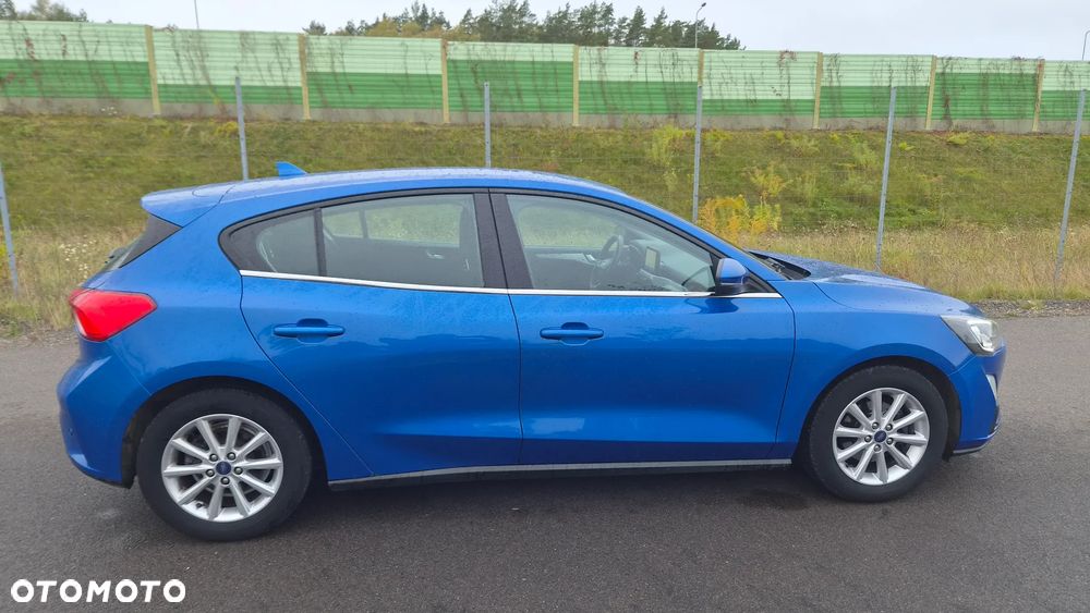 Ford Focus - 8