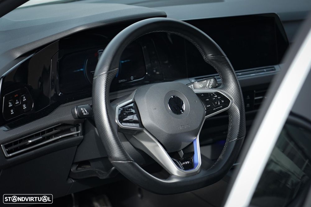 VW Golf 1.4 eHybrid OPF DSG GTE - 13