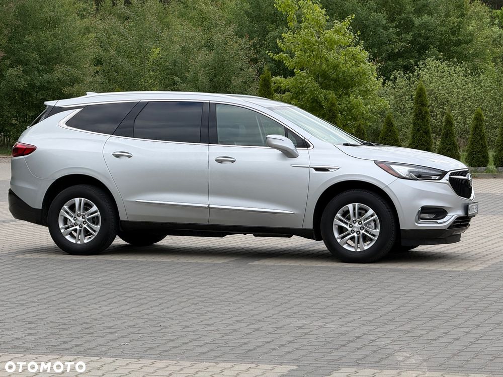 Buick Enclave - 16