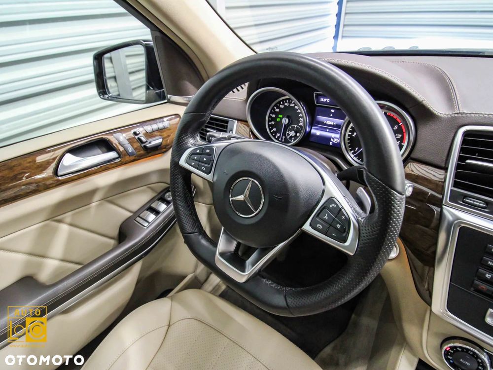 Mercedes-Benz GL 350 BlueTEC 4Matic 7G-TRONIC - 27