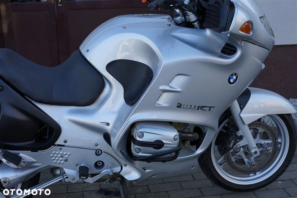 BMW R - 8