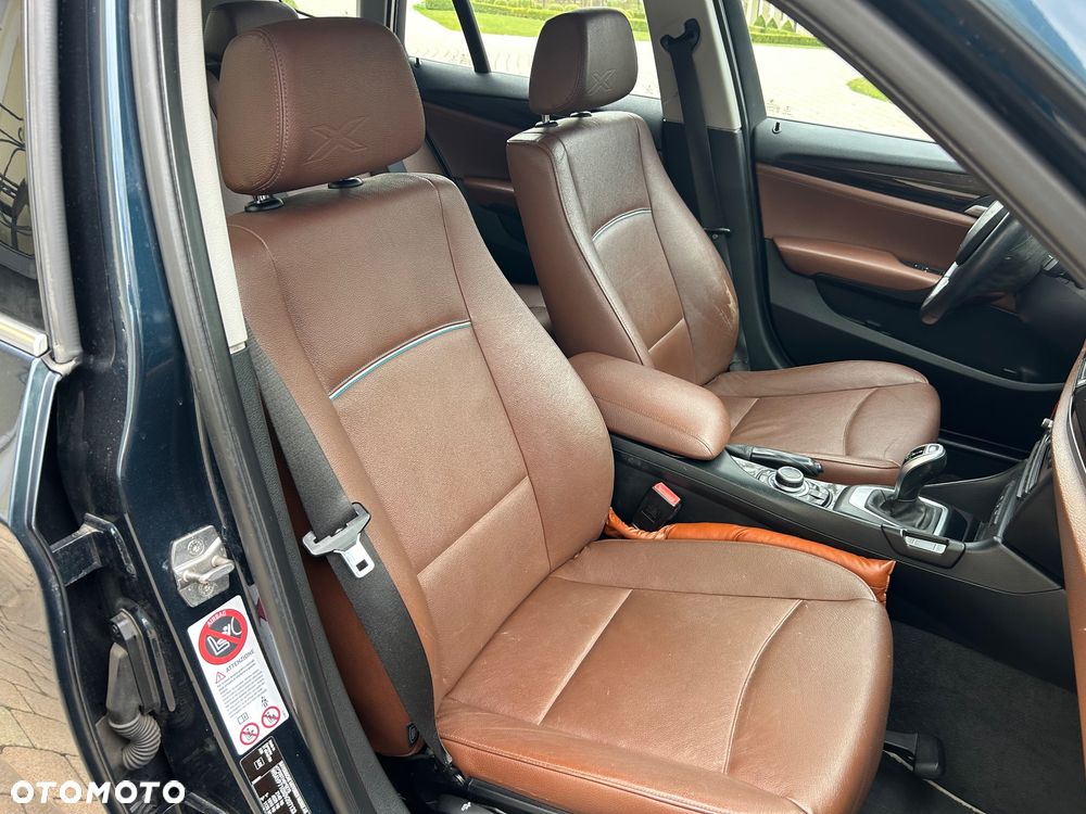 BMW X1 xDrive18d xLine - 19