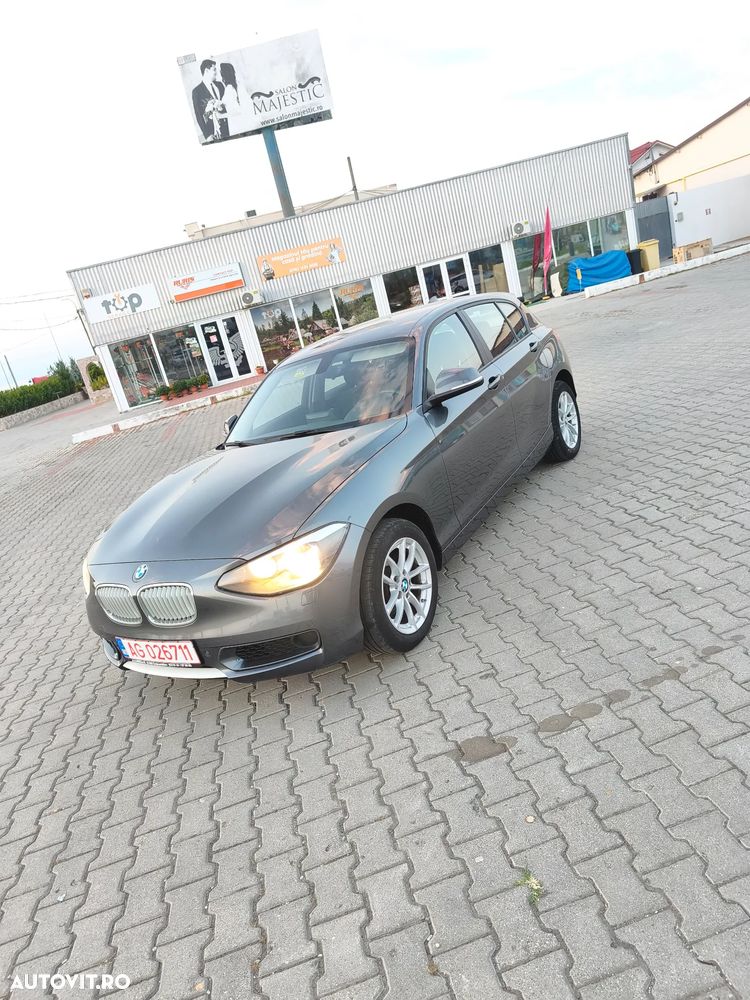 BMW Seria 1 118d Sport Line - 5