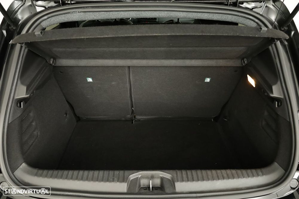 Renault Clio 1.0 TCe Techno Bi-Fuel - 23