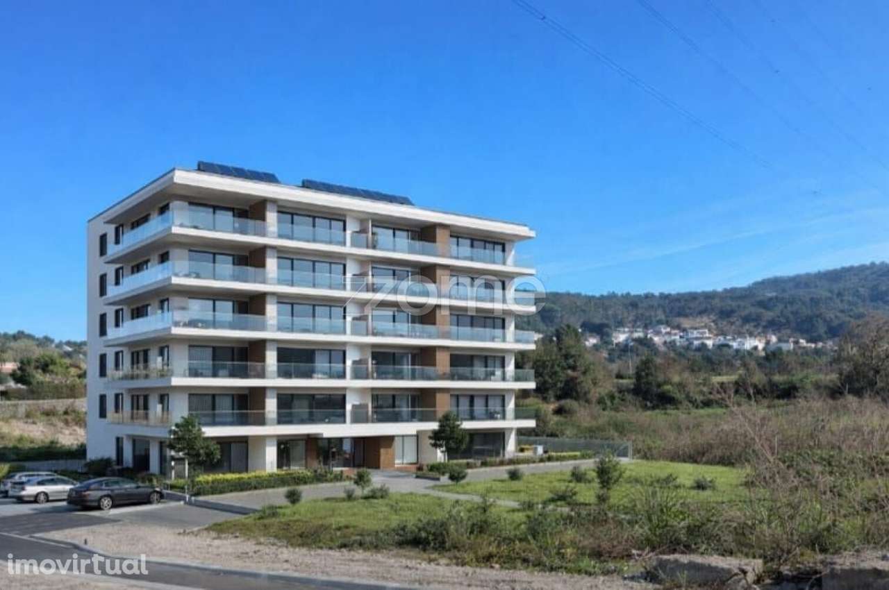 Terreno com 2912 m2 em Zona Urbana para construção - Rebordosa - Grande imagem: 2/8