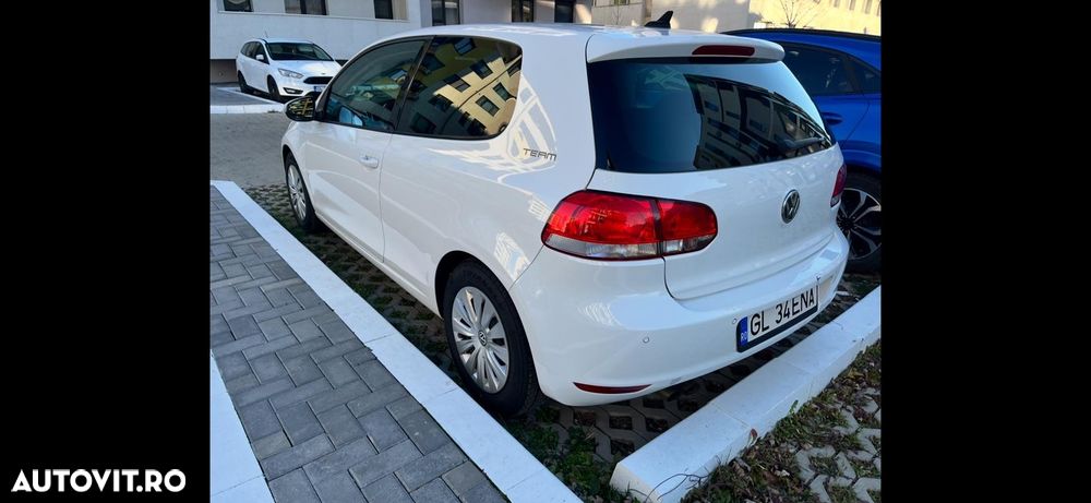Volkswagen Golf - 3