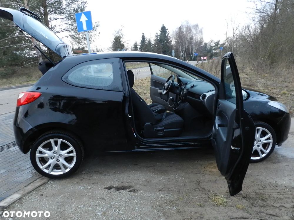 Mazda 2 - 9