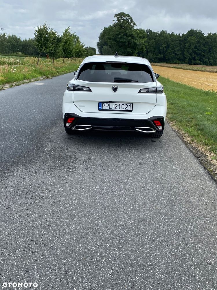 Peugeot 308 BlueHDi 130 EAT8 Stop & Start Allure Pack - 4