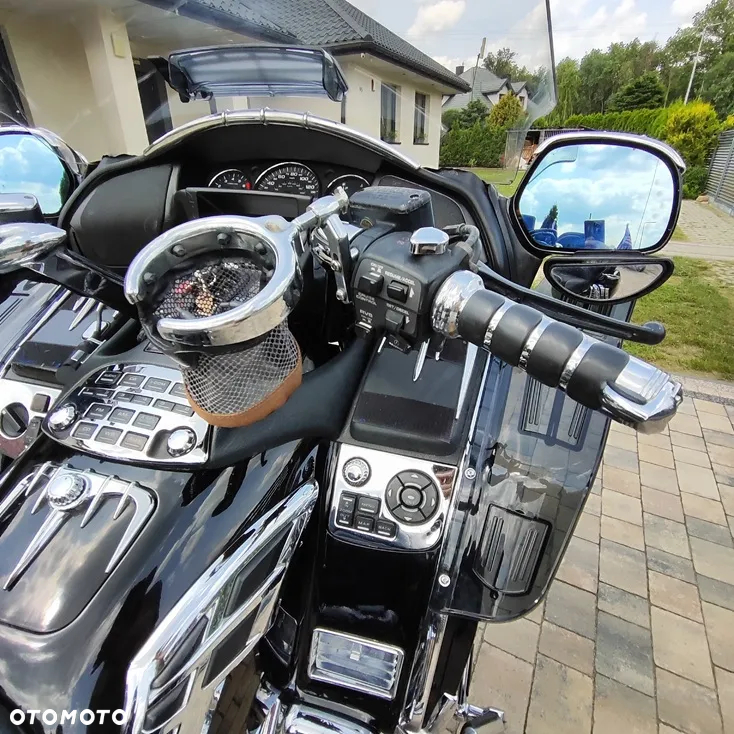 Honda GL - 36
