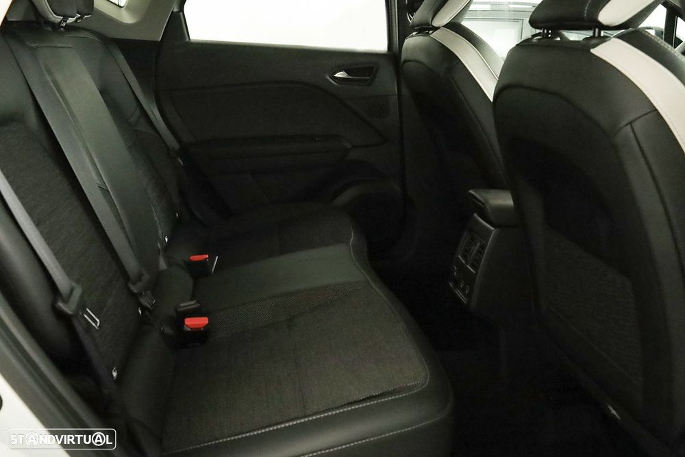 Renault Captur 1.0 TCe Techno Bi-Fuel - 23