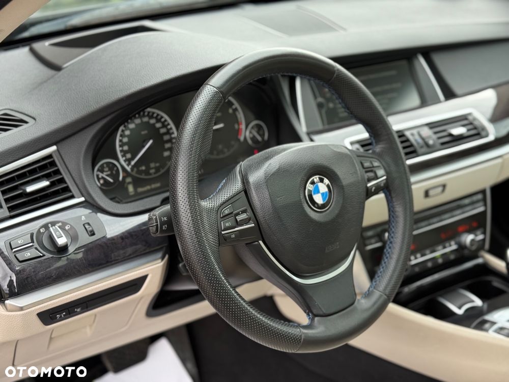 BMW 5GT 530d - 16