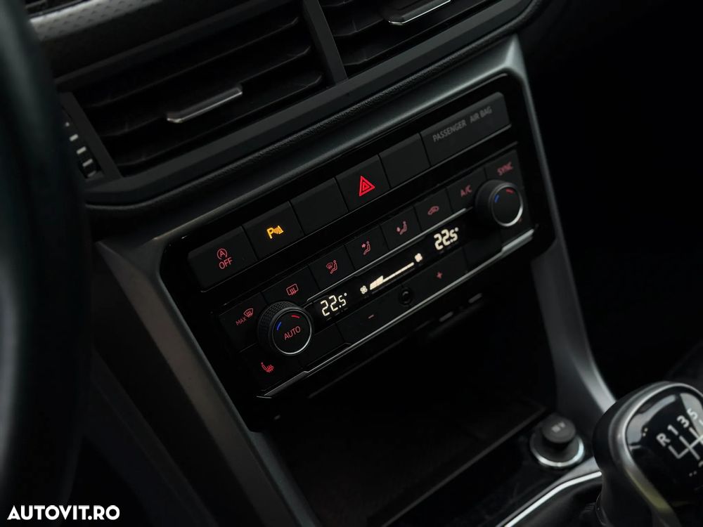 Volkswagen T-Cross 1.0 TSI OPF ACTIVE - 9