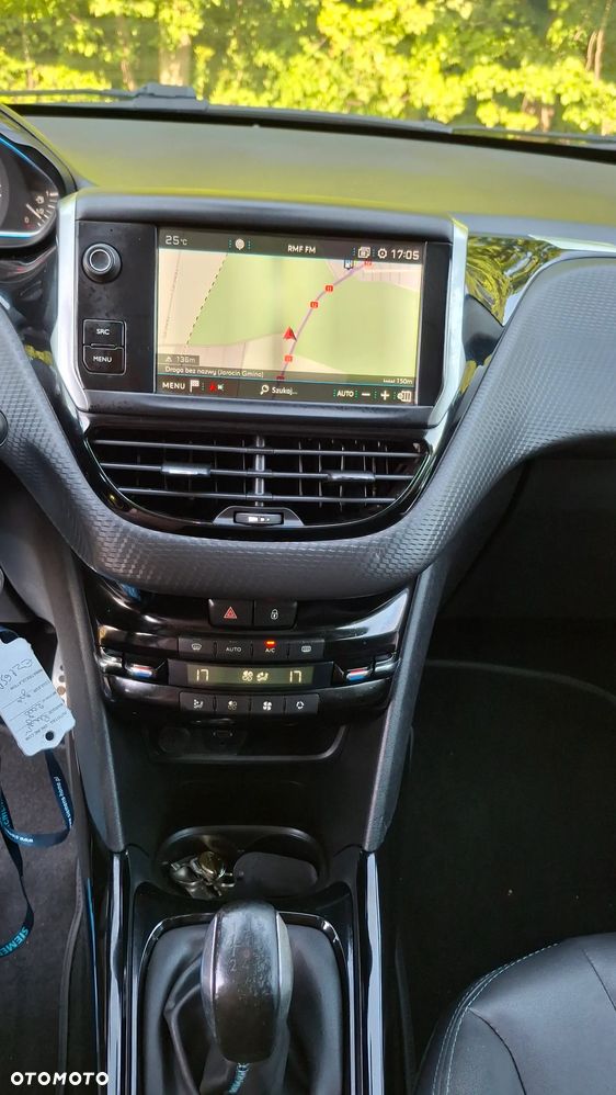 Peugeot 2008 1.2 Pure Tech GPF Crossway S&S - 21