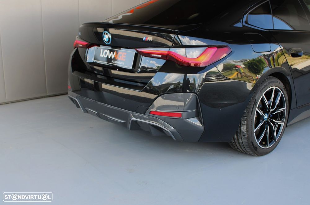 BMW i4 eDrive40 Pack Desportivo M - 36