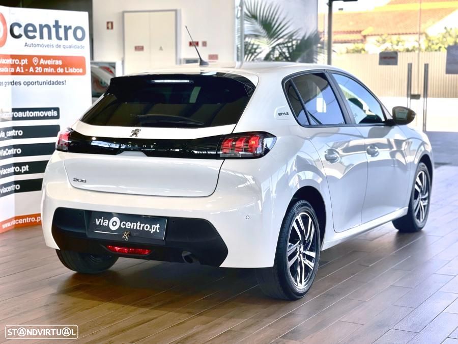 Peugeot 208 1.2 PureTech SE Style - 2