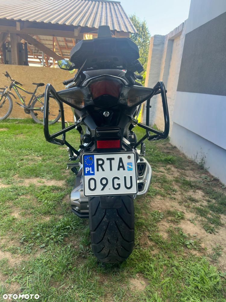 Honda VFR - 19