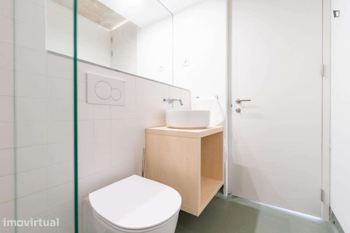 Quarto - localizado em Sete Rios Lisbon - Grande imagem: 5/6