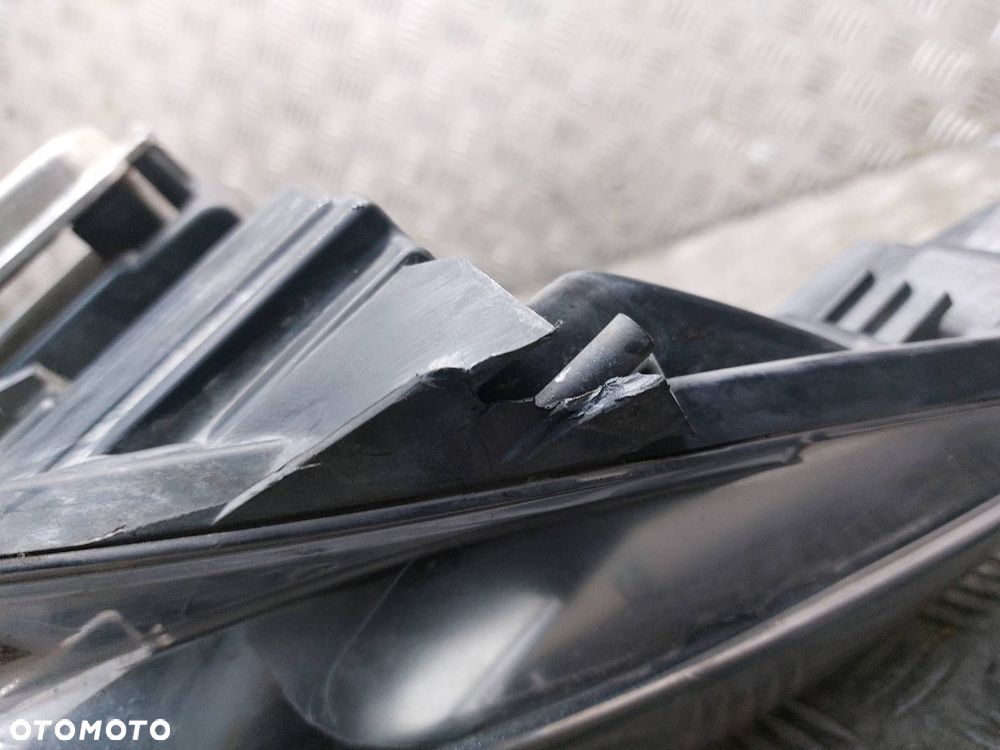 LAMPA PRAWY PRZÓD XENON OPEL INSIGNIA A EU 168857-02 5DV009720-00 - 7