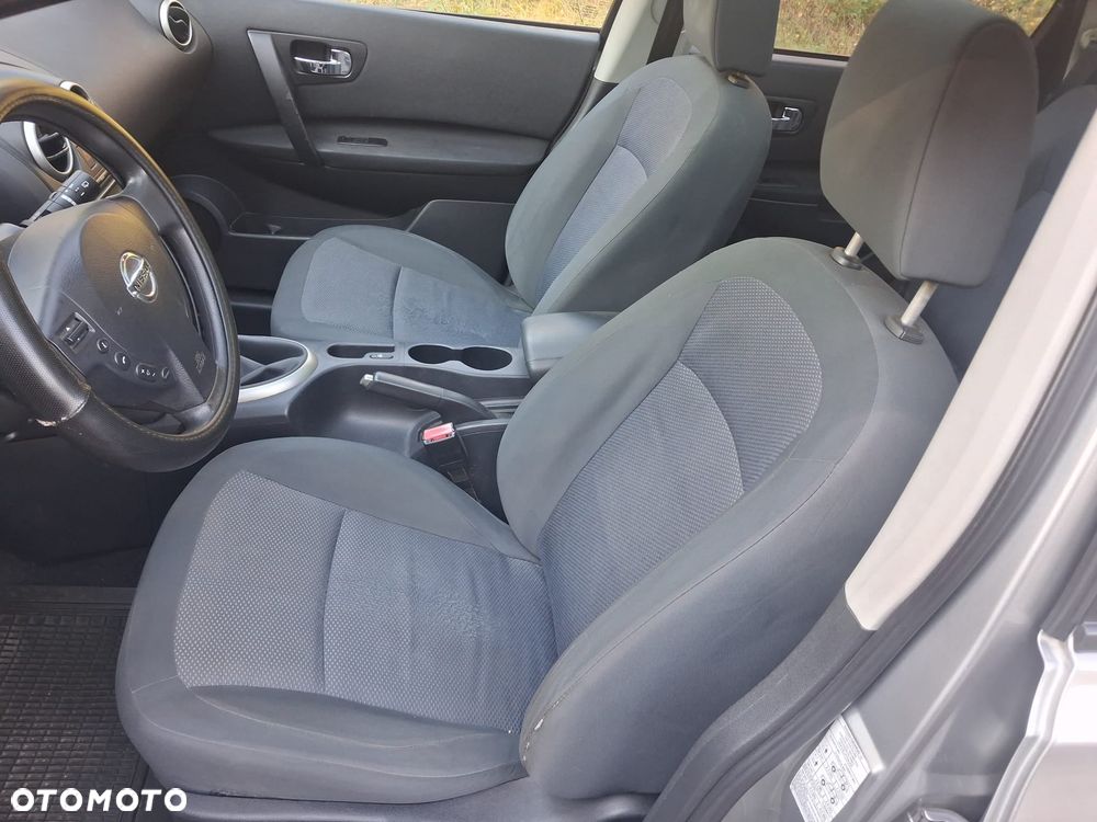 Nissan Qashqai+2 2011