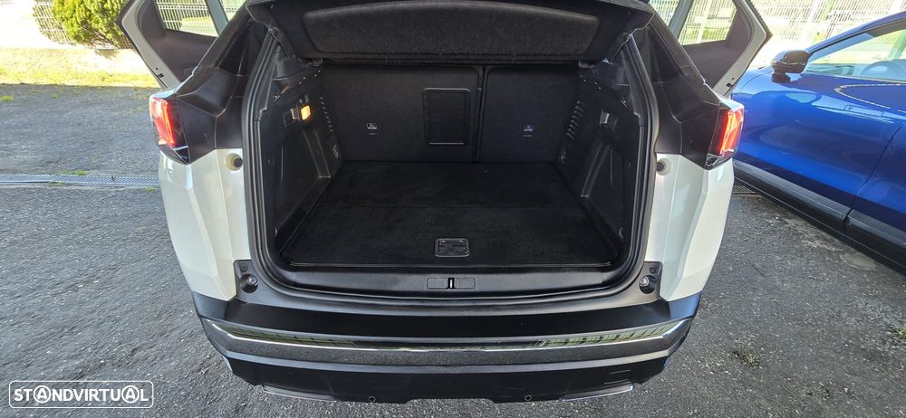 Peugeot 3008 1.6 Hybrid GT Pack e-EAT8 - 21