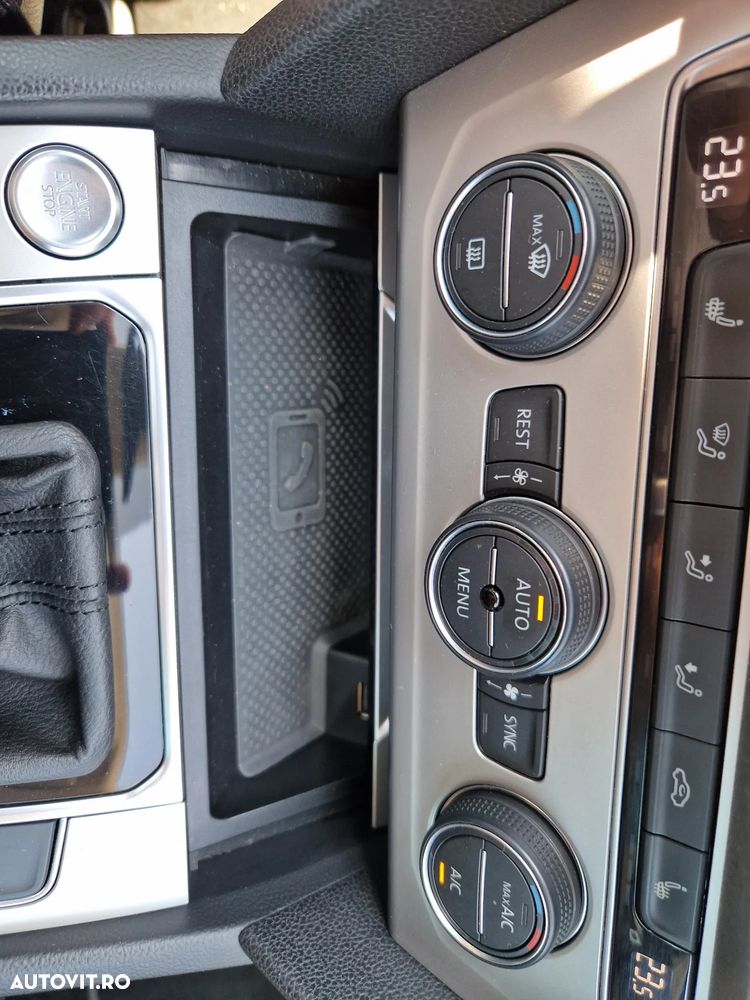 Volkswagen Passat 2.0 TDI DSG Highline - 14