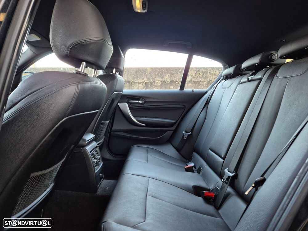 BMW 125 d Pack M - 11