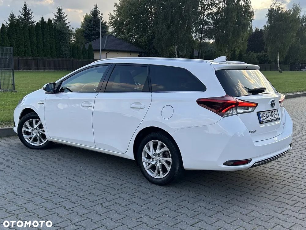 Toyota Auris 1.8 VVT-i Hybrid Automatik Executive - 19