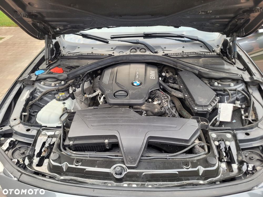 BMW Seria 3 320d Edition M Sport Shadow - 33