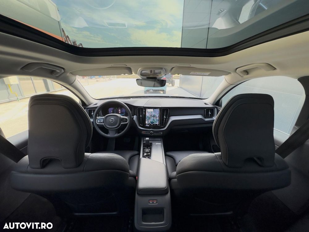 Volvo XC 60 T6 AWD Recharge Plus Bright - 29