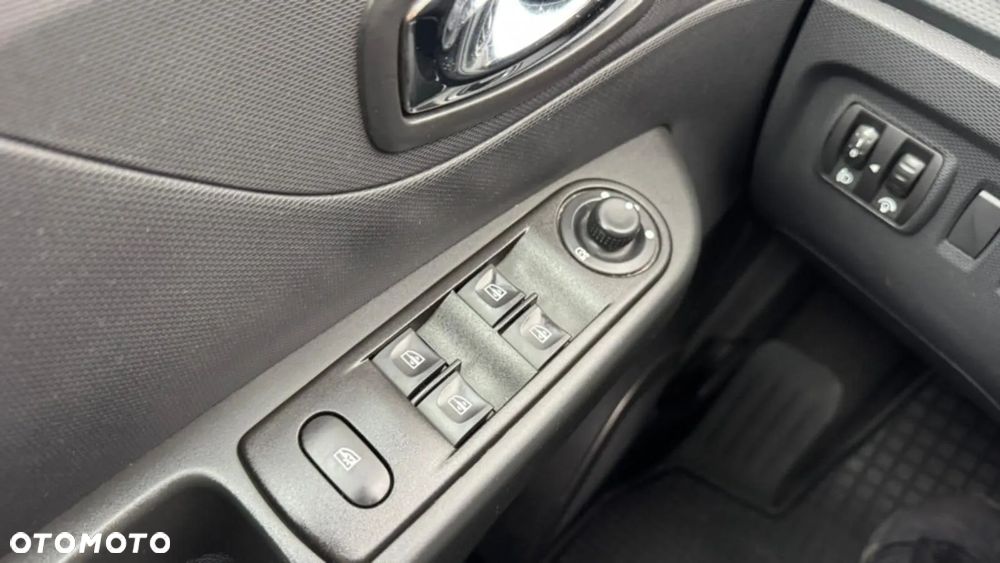 Renault Captur - 33