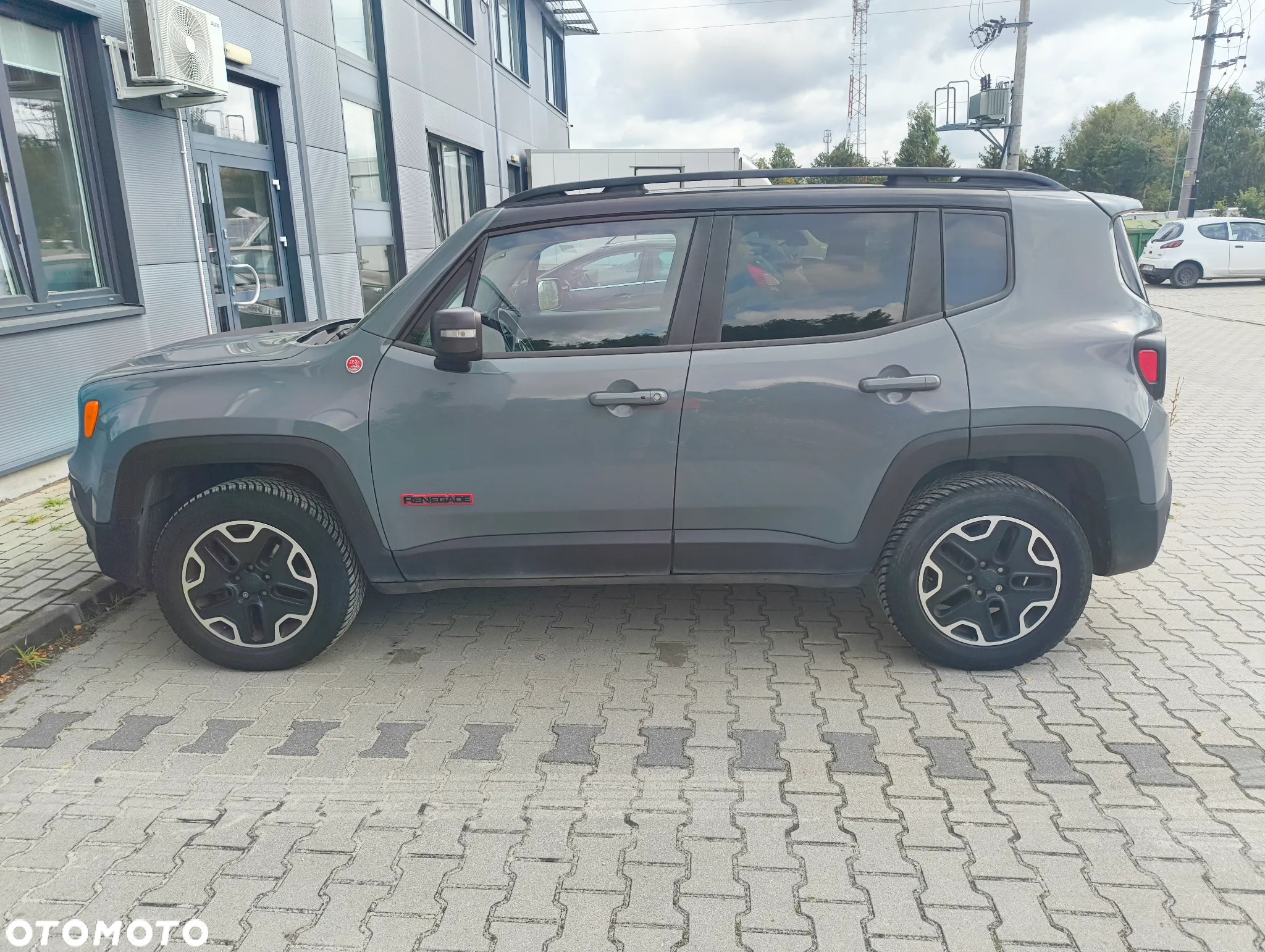Jeep Renegade - 9