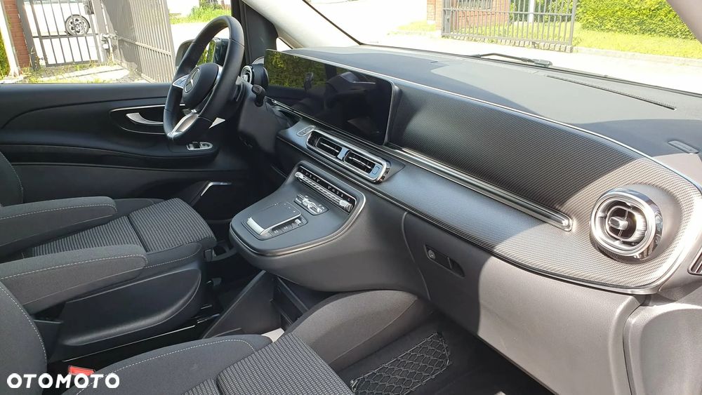 Mercedes-Benz Klasa V 300 d lang 4Matic 9G-TRONIC Style - 6