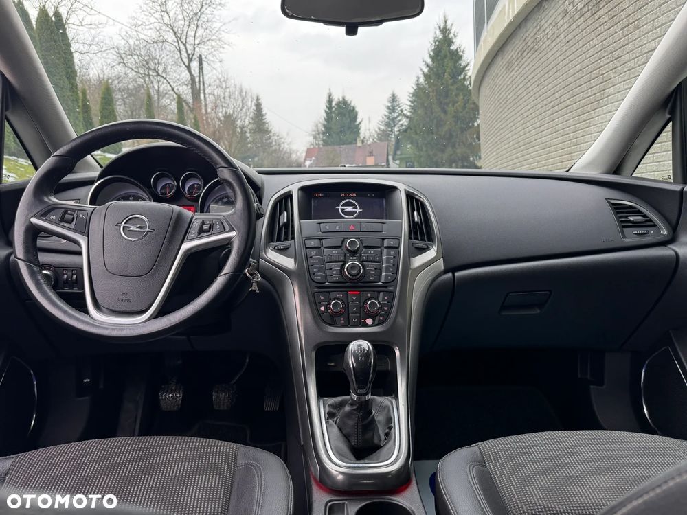 Opel Astra 1.6 Enjoy - 26