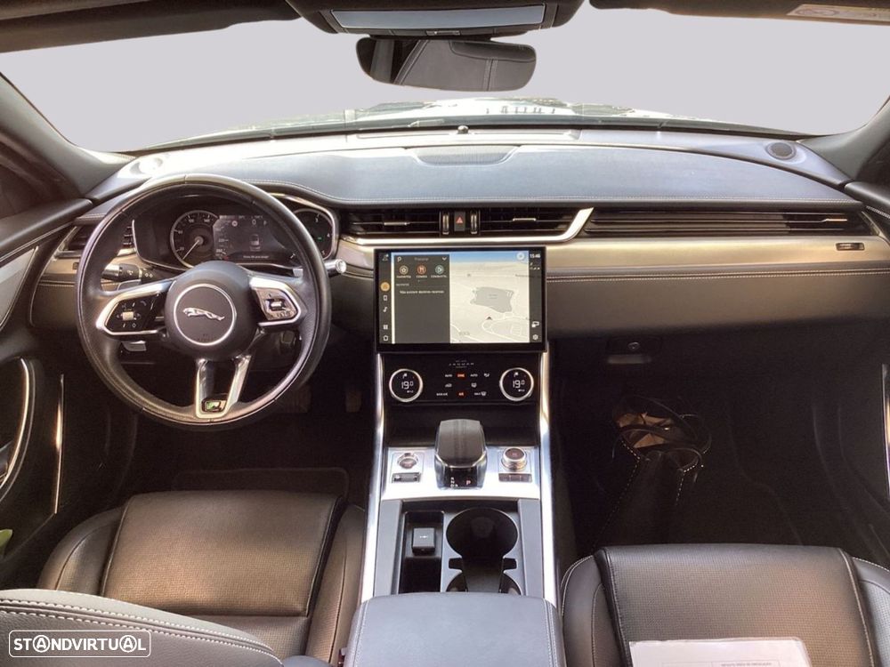 Jaguar XF - 4