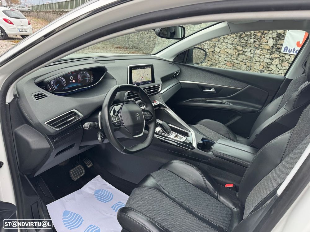 Peugeot 3008 1.6 BlueHDi Allure EAT6 - 7