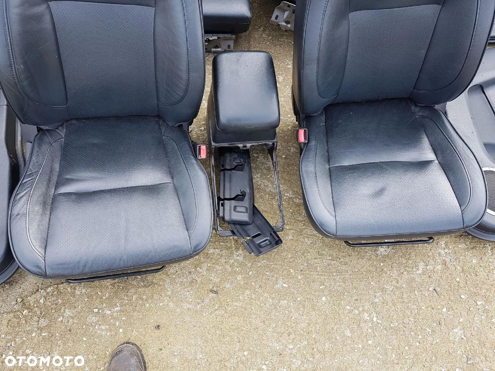 SUZUKI GRAND VITARA II 05-14r FOTELE SKÓRZANE BOCZKI 5D - 9