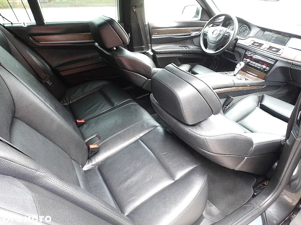 BMW Seria 7 730d - 16