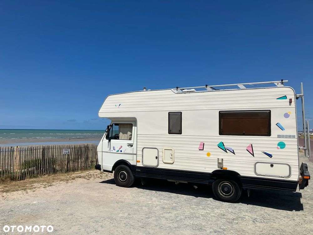 Volkswagen LT31 Karmann-Mobil - 11