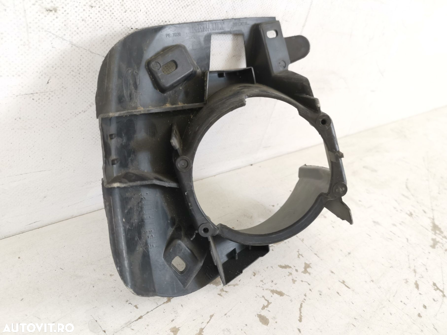 Grila Proiector Stanga Renault  Trafic 3 [2014 - 2020] Original In Sta - 6