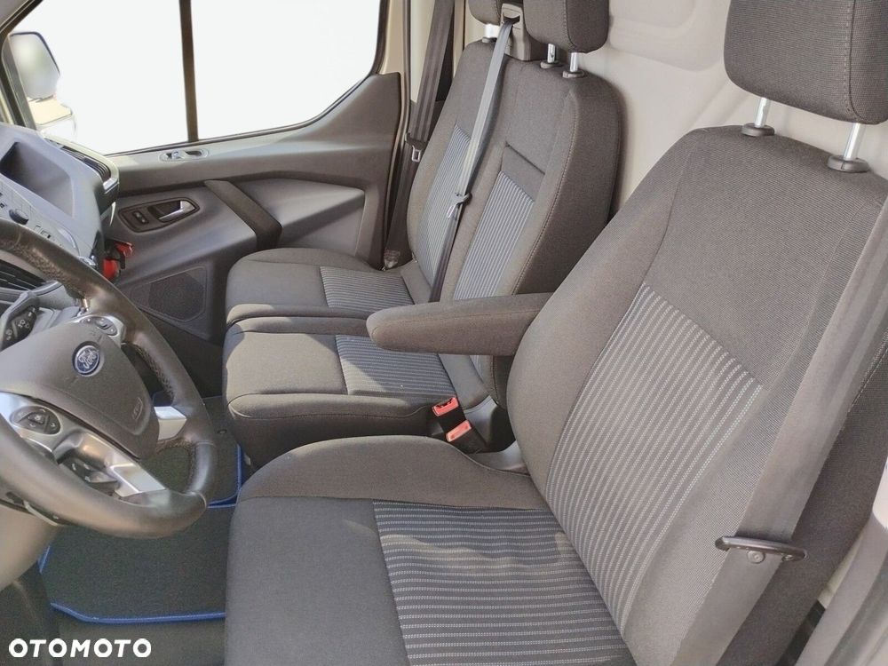 Ford transit-custom - 11