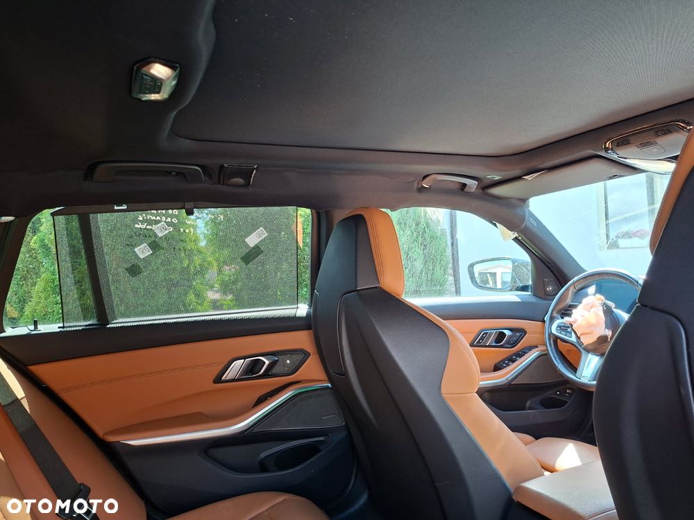 BMW Seria 3 330e PHEV M Sport sport - 14
